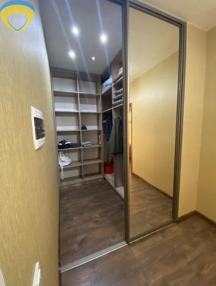 продажа однокомнатной квартиры номер A-173493 в Приморском районе, фото номер 8